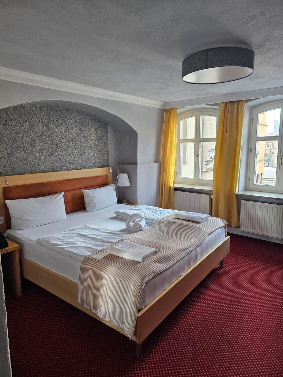 Hotel Goldene Rose Weißenburg in Bayern Zewnętrze zdjęcie